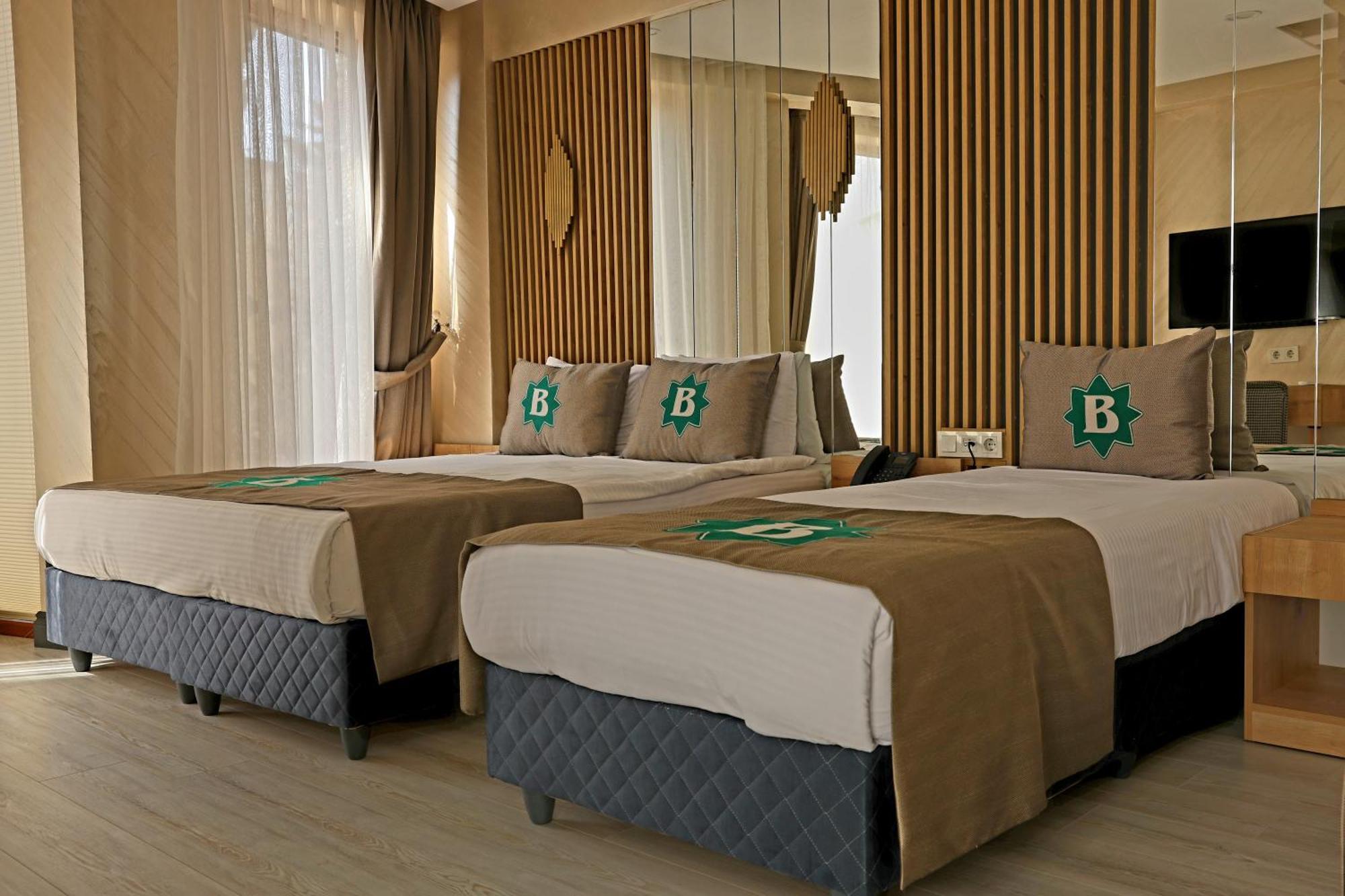Bizim 3* Istanboel